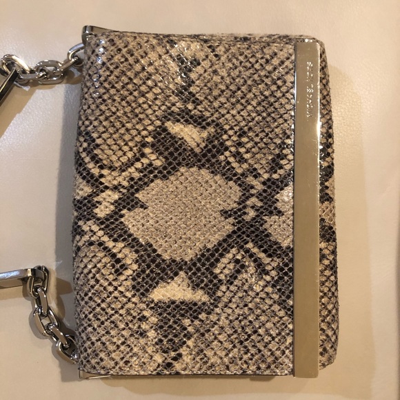 Michael Kors Snake purse - Picture 2 of 12